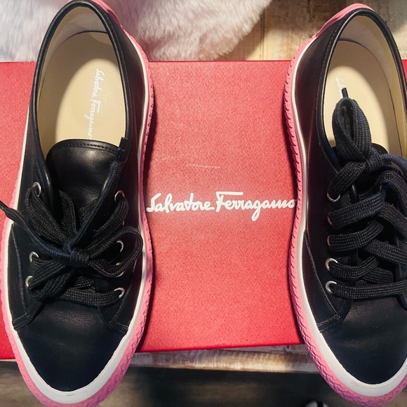 Salvatore Ferragamo Sneakers - Picture 1 of 2